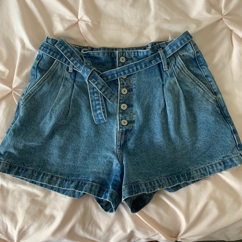 Abercrombie paper bag jean shorts